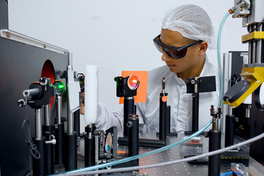 Anthony Vazquez aligns the green diode to be sent toward the Windmill surface. (Credit: Matthew Fullmer, Berkeley Lab)